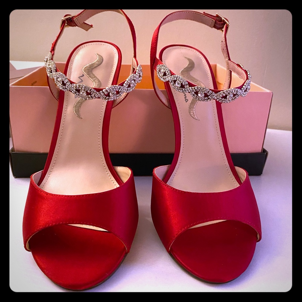 Nina Shani Heel